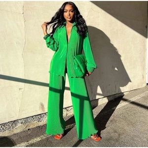 Green pleated Pant Set